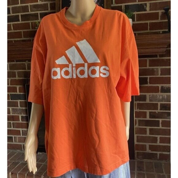 Adidas Womens Plus Size Multi Sports Short Sleeve Shorter Length T-Shirt M new - Picture 3 of 16